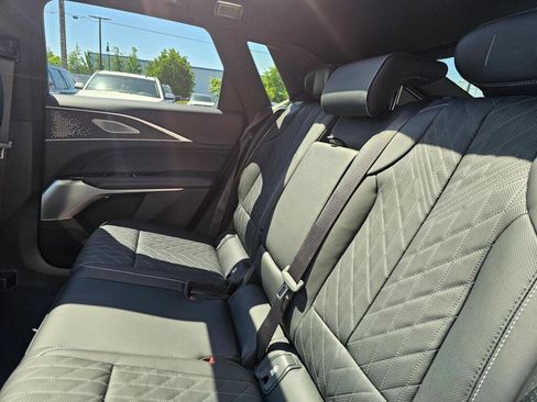 New 2026 Cadillac Lyriq V AWD/4WD image 20