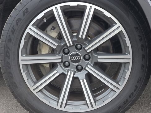 Used 2022 Audi Q7 2.0T Premium Plus AWD/4WD image 15