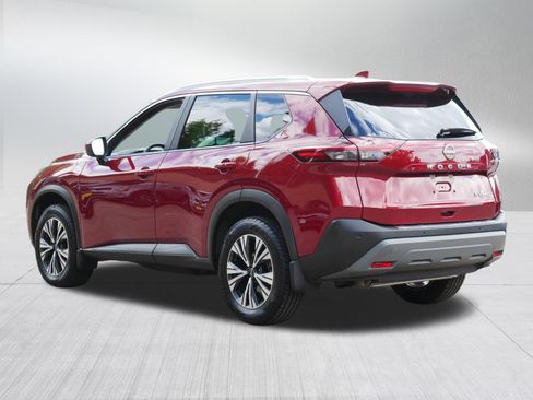 Certified 2023 Nissan Rogue SV w/ SV Premium B Package AWD/4WD image 5