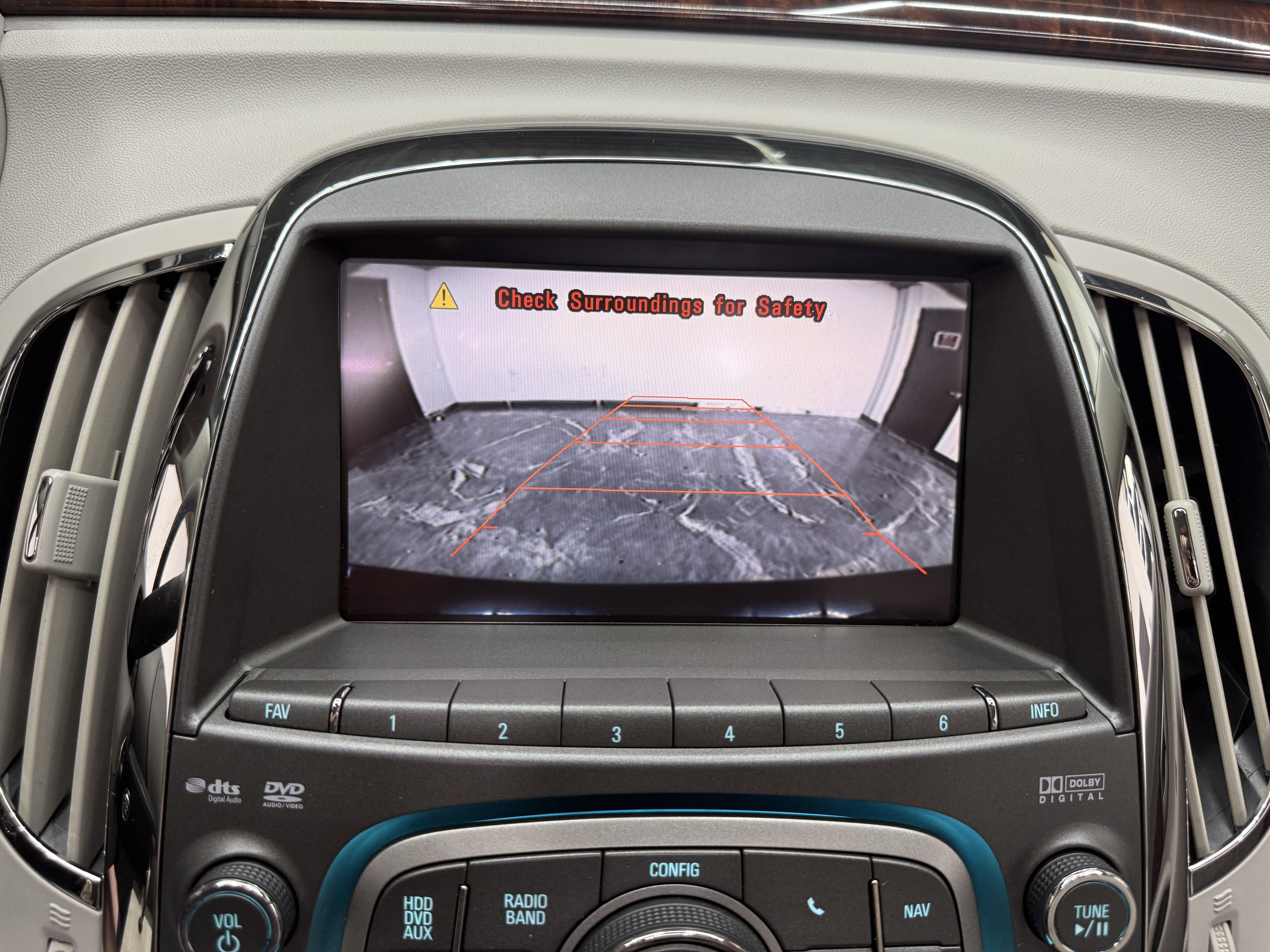 Used 2010 Buick LaCrosse CXL FWD image 17