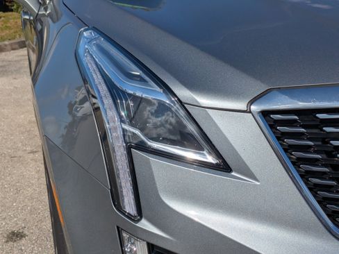 Used 2024 Cadillac XT5 Premium Luxury image 10