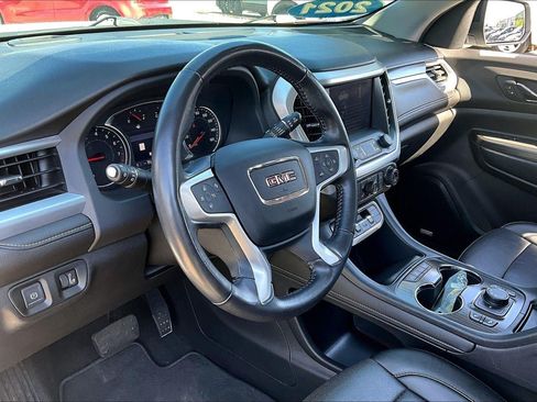 Used 2021 GMC Acadia SLT w/ Elevation Edition FWD image 17