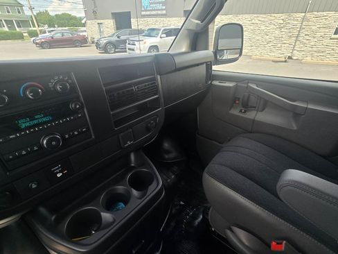 Used 2025 Chevrolet Express 2500 w/ Driver Convenience Package RWD image 10