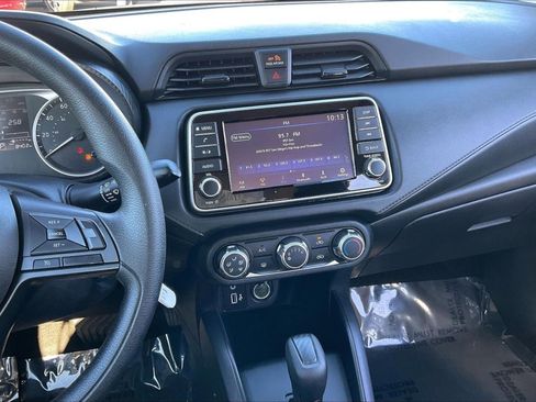 Used 2025 Nissan Versa S w/ Trunk Package image 6