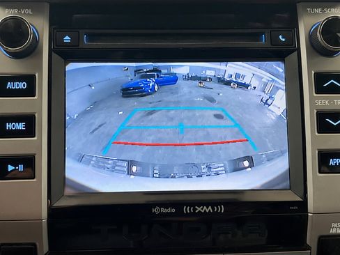 Used 2019 Toyota Tundra SR5 w/ SR5 Convenience Package RWD image 9