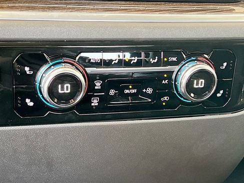 New 2026 GMC Sierra 1500 Elevation image 11