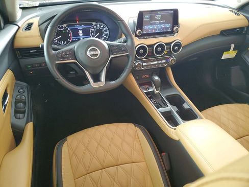 Used 2024 Nissan Sentra SV w/ SV Premium Package image 15