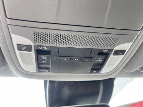 Used 2020 Acura MDX SH-AWD image 38
