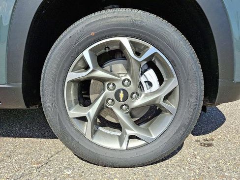 New 2026 Chevrolet Trax LT w/ Driver Confidence Package image 5