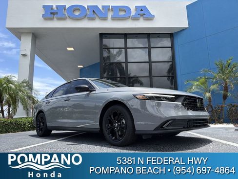 Used 2025 Honda Accord SE image 1