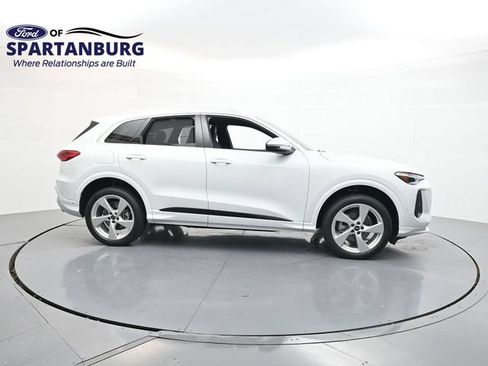 Used 2025 Audi Q5 Premium Plus AWD/4WD image 8
