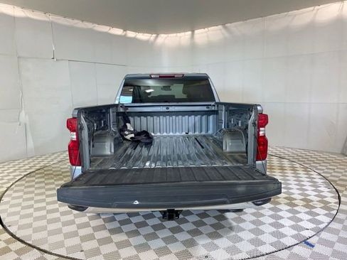 Used 2023 Chevrolet Silverado 1500 LT AWD/4WD image 30