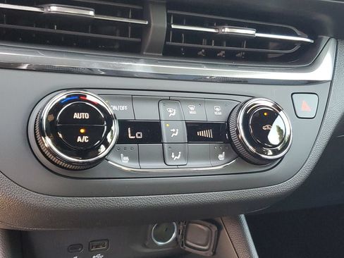 New 2026 Buick Envista Sport Touring w/ Convenience I Package FWD image 22
