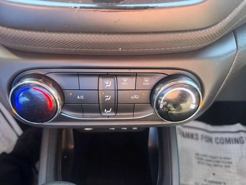 Used 2021 Chevrolet TrailBlazer LS FWD image 25