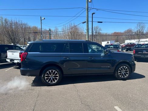 Certified 2025 Ford Expedition Max Platinum AWD/4WD image 4