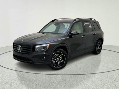 Certified 2026 Mercedes-Benz GLB 250 image 1