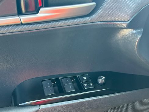 Used 2025 Toyota Camry SE FWD image 18