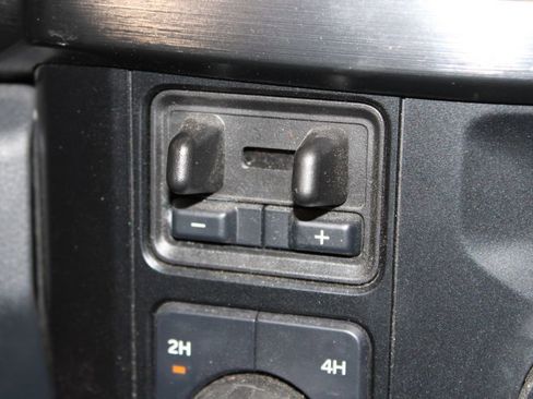 Used 2024 Ford F350 Lariat w/ Tremor Off-Road Package image 32