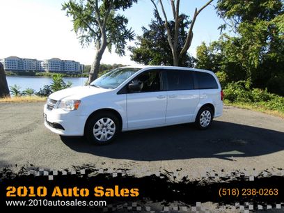 Used 2018 Dodge Grand Caravan SE