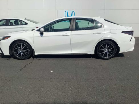 Used 2024 Toyota Camry SE w/ Blackout Package (TMS) AWD/4WD image 2