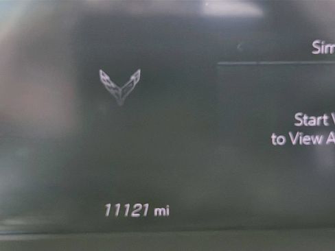 Used 2022 Chevrolet Corvette Stingray Premium Conv w/ Z51 Performance Package RWD image 12