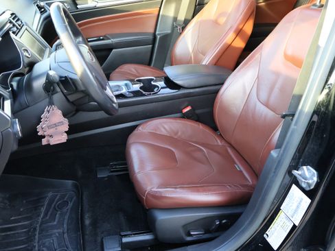 Used 2016 Ford Fusion Titanium w/ Terracotta Package image 41