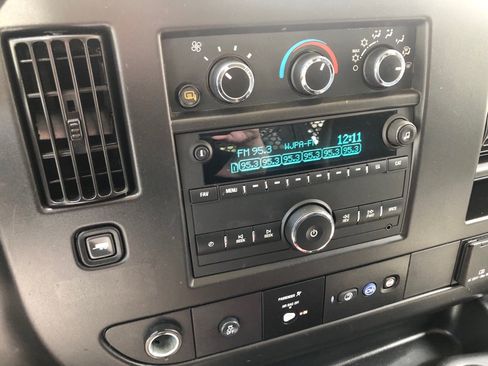 Used 2023 GMC Savana 2500 w/ Driver Convenience Package image 28