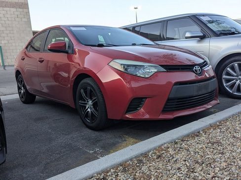 Used 2014 Toyota Corolla LE FWD image 3