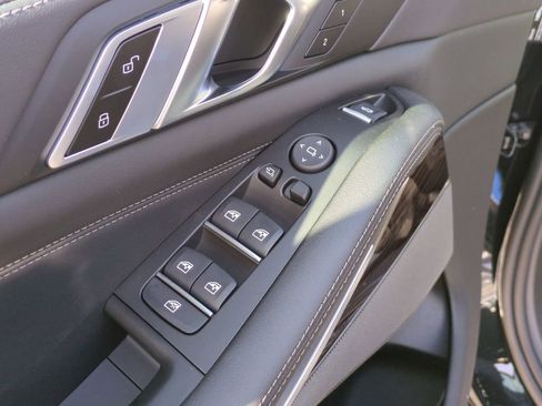 New 2026 BMW X5 xDrive40i w/ Premium Package image 13