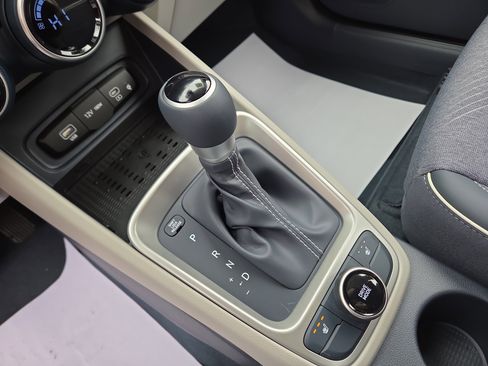 New 2026 Hyundai Venue SEL image 23