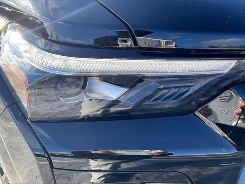 Used 2025 Chevrolet Colorado Z71 w/ Technology Package image 31