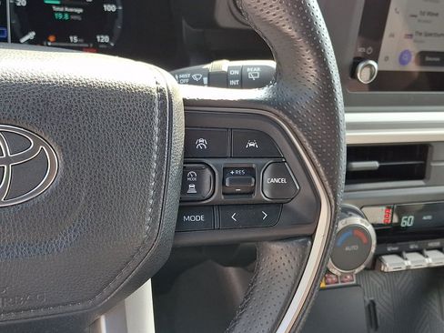 Certified 2025 Toyota 4Runner TRD Off-Road AWD/4WD image 22