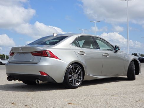Used 2014 Lexus IS 350 RWD image 18