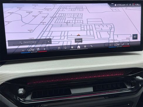 Used 2025 BMW 330i Sedan image 20