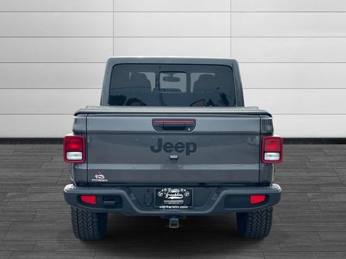 Used 2024 Jeep Gladiator Sport AWD/4WD image 5