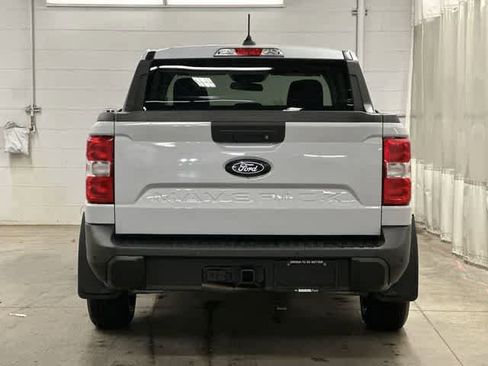 Used 2025 Ford Maverick XL w/ 4K Tow Package AWD/4WD image 4
