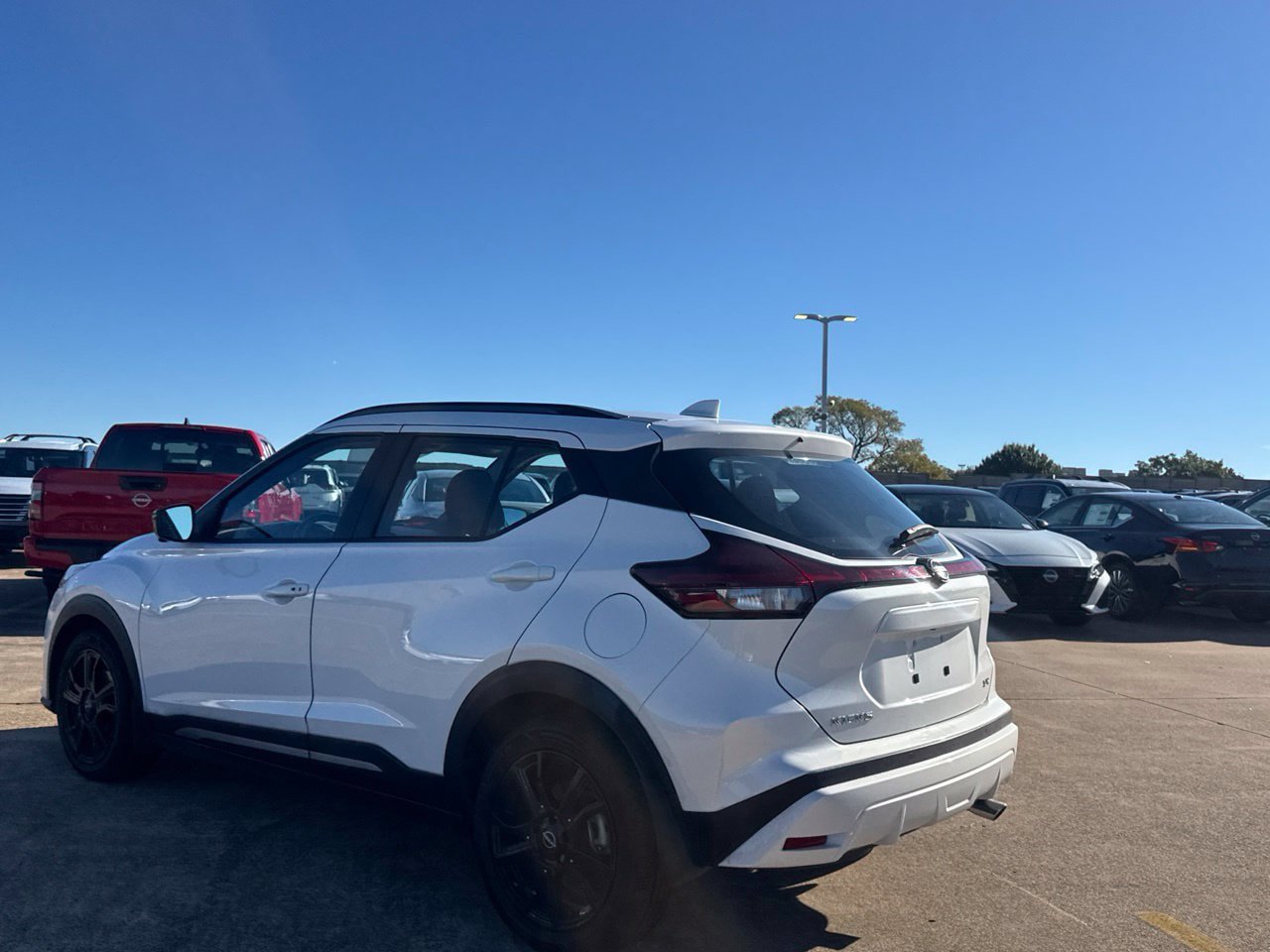Certified 2023 Nissan Kicks SR w/ Exterior Package FWD image 14