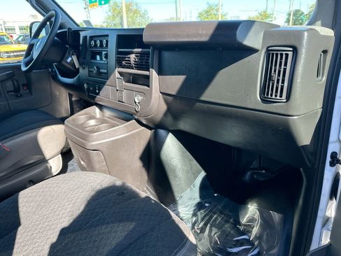 Used 2024 Chevrolet Express 2500 w/ Driver Convenience Package RWD image 25