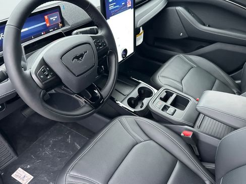New 2025 Ford Mustang Mach-E Premium image 12