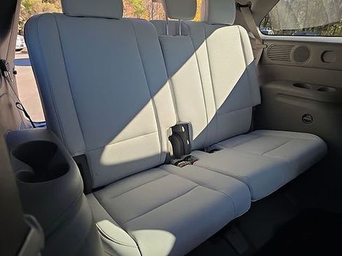 New 2026 Hyundai Palisade Limited image 24