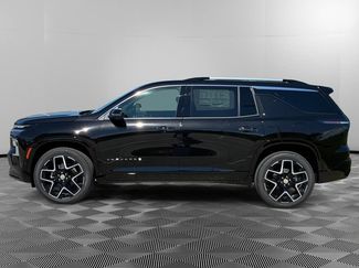 New 2026 Chevrolet Traverse High Country w/ LPO, Floor Liner Package AWD/4WD video 2