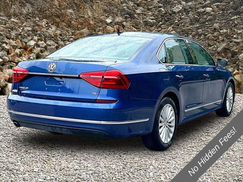 Used 2016 Volkswagen Passat 1.8T SE FWD image 2