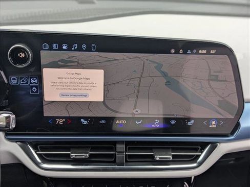 New 2026 Chevrolet Equinox EV LT image 14