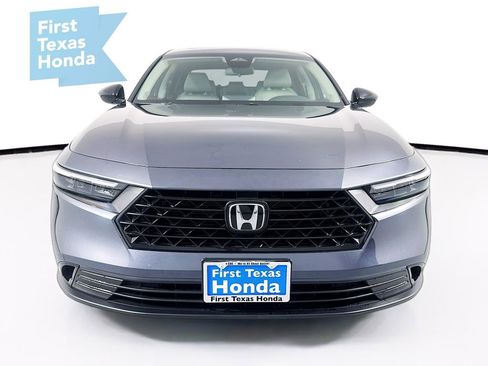 Used 2025 Honda Accord SE image 2