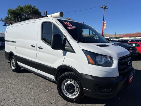 Used 2020 Ford Transit 150 Low Roof RWD image 4