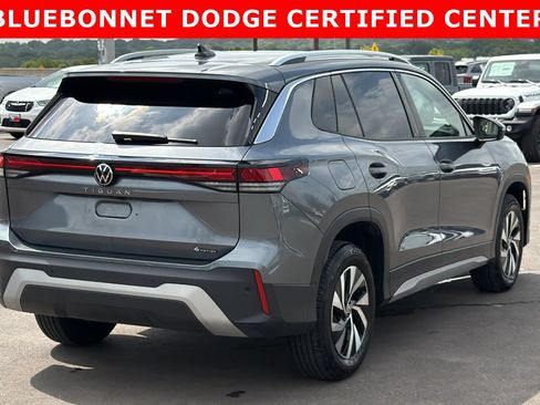 Used 2025 Volkswagen Tiguan S AWD/4WD image 5