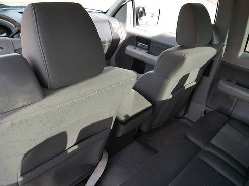 Used 2007 Ford F150 XLT image 14