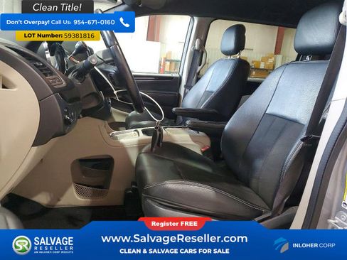 Used 2020 Dodge Grand Caravan SXT FWD image 9