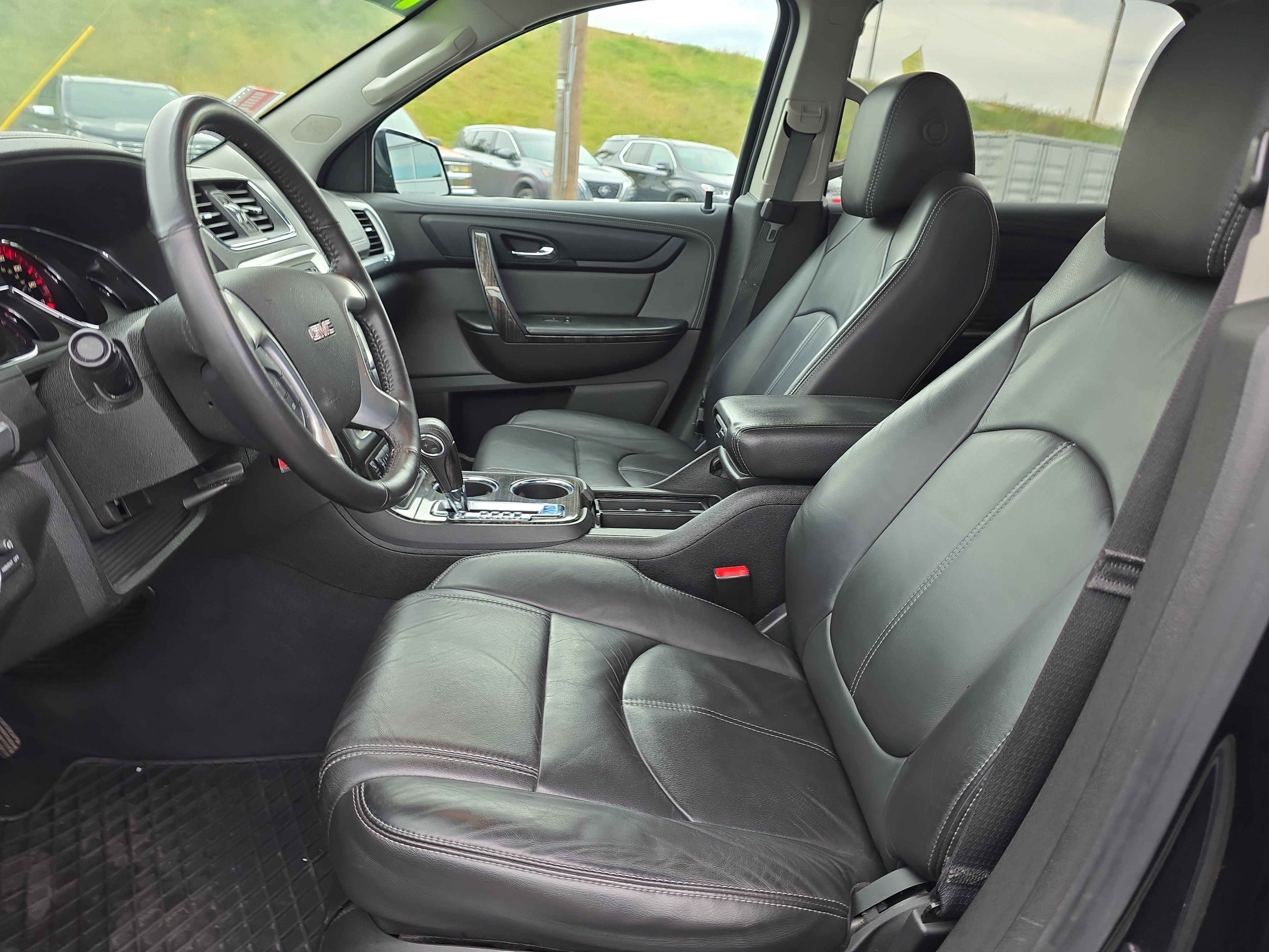 Used 2017 GMC Acadia Limited SLT AWD/4WD image 12
