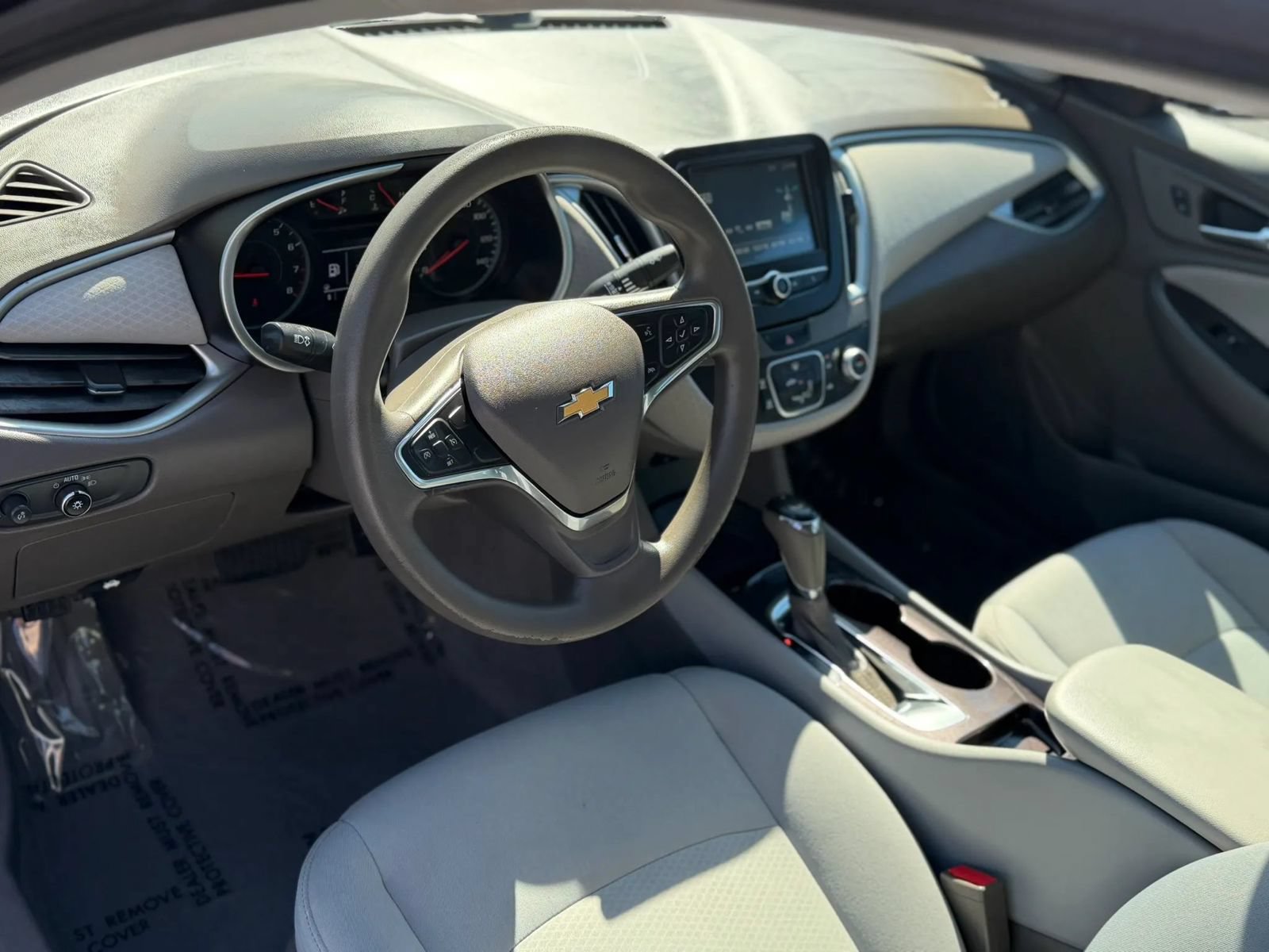 Used 2018 Chevrolet Malibu LS w/ LPO, Convenience Package 1 FWD image 11